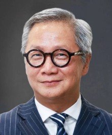 Dr Kenneth Tsang